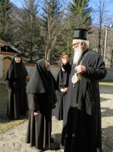 2016-12-81-032v 2016-12-81-032v