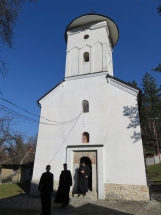 2016-12-81-038v 2016-12-81-038v