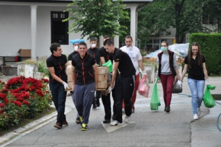 10342914_10204042718539302_6514247784527854687_n