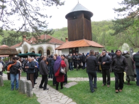 2017-04-07-025v 2017-04-07-025v