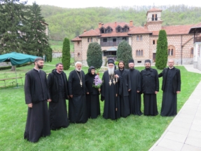 2017-04-07-052v 2017-04-07-052v