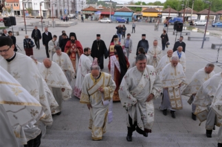 2017-04-17-003v 2017-04-17-003v