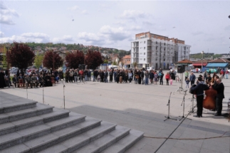 2017-04-17-076v 2017-04-17-076v