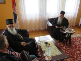 2017-04-20-008v 2017-04-20-008v