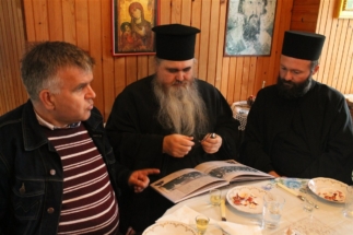 2017-04-20-052v 2017-04-20-052v