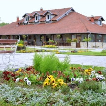 2017-04-22-002v 2017-04-22-002v