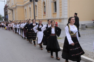 2017-06-05-100v 2017-06-05-100v