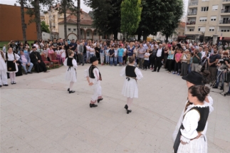 2017-06-05-131v 2017-06-05-131v