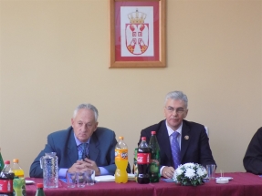 2017-11-04-012 2017-11-04-012