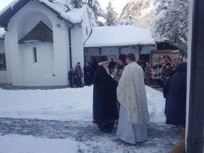 2017-12-04-001 2017-12-04-001