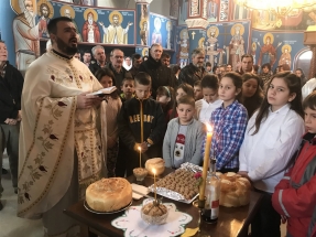 35B335A1-AAF6-4B1D-87A6-BD858C1C3D68 35B335A1-AAF6-4B1D-87A6-BD858C1C3D68