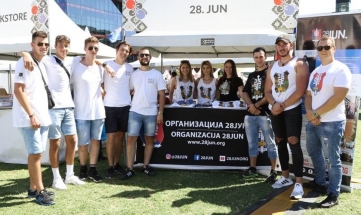 28166962_2092331937652308_5853869946909694851_n_25501486117_o