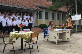 32884854_997011240457567_4821304830771331072_o