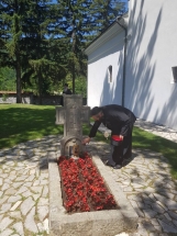 IMG-f351027bcdcfac6f550ec79419ef0b4a-V IMG-f351027bcdcfac6f550ec79419ef0b4a-V