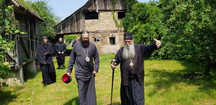 IMG-ac9e349cb86e33546d98b537da27d916-V IMG-ac9e349cb86e33546d98b537da27d916-V