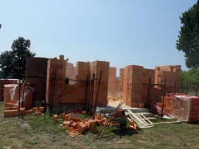 IMG-243a102d4f4db78b018ab49fbe5b2b18-V