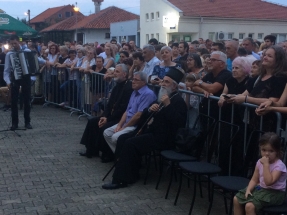 IMG-a63d7e61d30ef58fdafaa60572ecfab8-V IMG-a63d7e61d30ef58fdafaa60572ecfab8-V