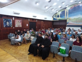 2018-09-22-004 2018-09-22-004