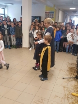 IMG-b99f522b9f2ae89257cf4dc4a8f4a5a3-V IMG-b99f522b9f2ae89257cf4dc4a8f4a5a3-V