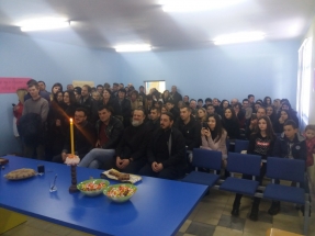 IMG-7f86c2a10d8e10a5d48a7a5145fedb28-V IMG-7f86c2a10d8e10a5d48a7a5145fedb28-V