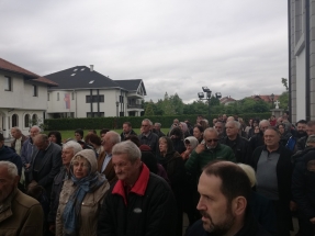 IMG-6718085c5dd55a1e822285631d4035e0-V IMG-6718085c5dd55a1e822285631d4035e0-V