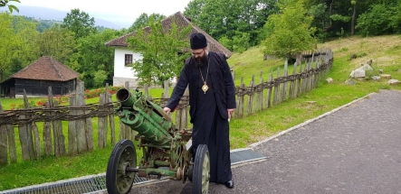 IMG-67c1a1227263b22203c8651cabf06423-V