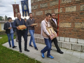 IMG-b9cf610603cc6859b0880da651c2371d-V IMG-b9cf610603cc6859b0880da651c2371d-V