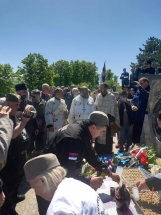 IMG-c11167cbd2ec122382e3dd05e3e24e89-V