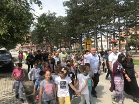 75B273F5-F471-427C-9881-7ECA5D246A73