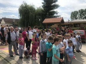 92BD4BFC-2897-402B-A54B-88B85E0841FC