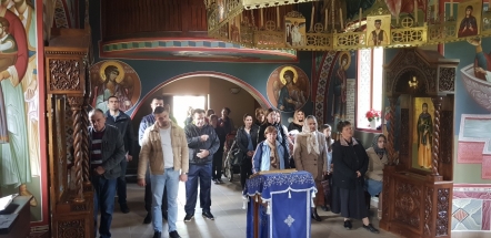 IMG-f24eb5caf2d460cd83c6a322f42f56b2-V