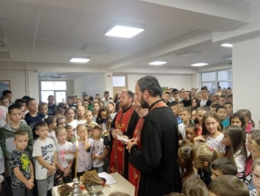 IMG-5b22ffd17e6ad5f1d86c0cbcec3ba728-V