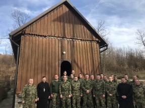 37EF92C1-9579-4C0D-AEA8-D2153E218482