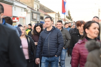 IMG-a4797e73738e35539c17715923b18bd6-V IMG-a4797e73738e35539c17715923b18bd6-V