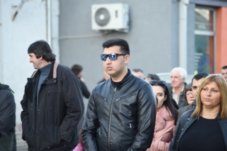 IMG-ae4df64b43e3c81efb159045c8f4f1c1-V IMG-ae4df64b43e3c81efb159045c8f4f1c1-V