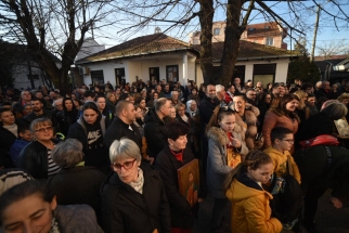 IMG-bf59a489d1a5ebdeb7168bae01f68a57-V IMG-bf59a489d1a5ebdeb7168bae01f68a57-V