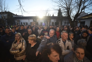 IMG-c14cf6e799463d038c81111309ca7583-V IMG-c14cf6e799463d038c81111309ca7583-V