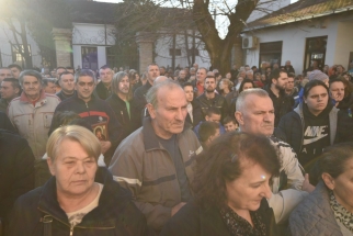 IMG-d14ac46f1145aad19b59d3bd9f6dcc96-V IMG-d14ac46f1145aad19b59d3bd9f6dcc96-V