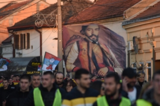 IMG-eb345741df0499c26cc217ec26c22f96-V IMG-eb345741df0499c26cc217ec26c22f96-V