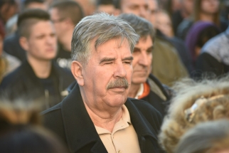 IMG-fc672269cf2b144e0ff93c32995c4d59-V IMG-fc672269cf2b144e0ff93c32995c4d59-V