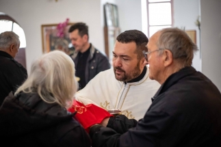 F8082D9F-D212-4E0F-B35F-8B372189312C