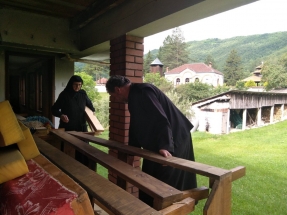 IMG-0868084c01f4ee2a63fb1b053f9172dd-V